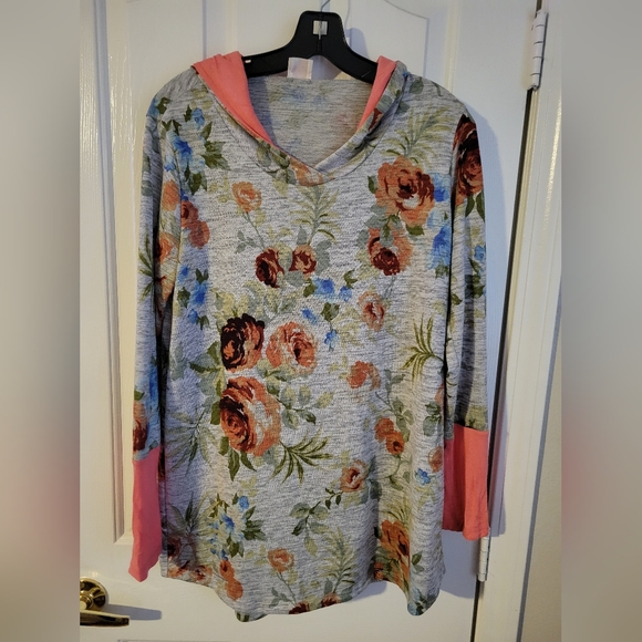 Floral hooded tunic top - Picture 1 of 2